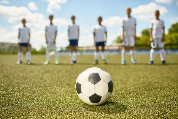 Découvrez les meilleures offres de box surprises football !